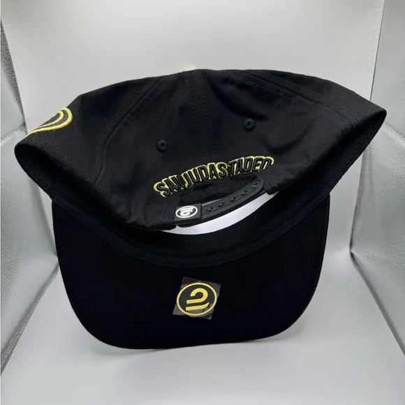 Black and Gold Men's Hat with Iconic Design